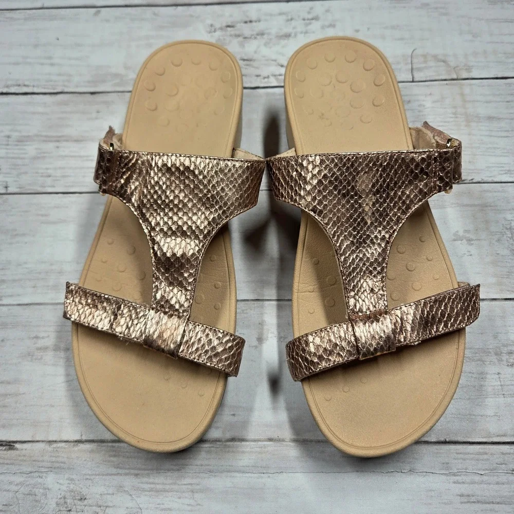 Vionic Ellie Metallic Snake Wedge Sandals Rose Gold Orthotic Womens 10 T-Strap
